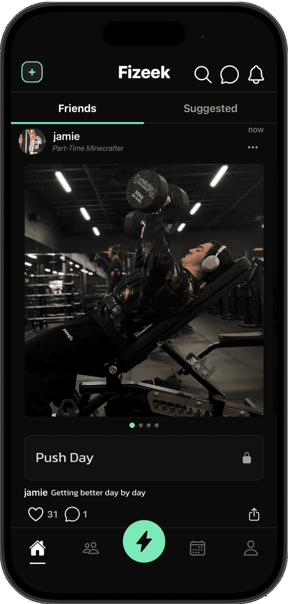 Fizeek Performance Hub showing calendar, weight tracking, goals, and trends